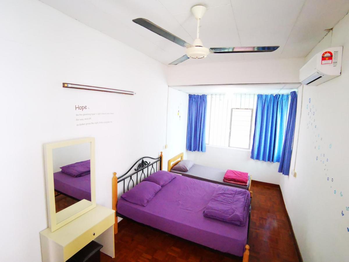 Lpm Room Tanjung Bungah  Exterior photo